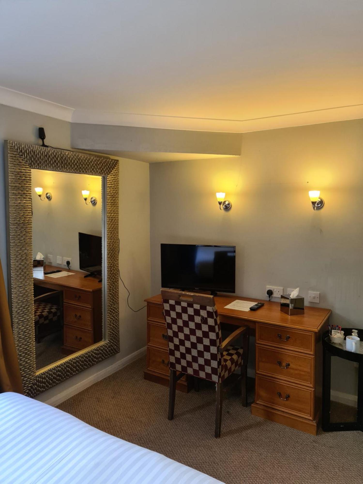 Barons Court Hotel Walsall Luaran gambar