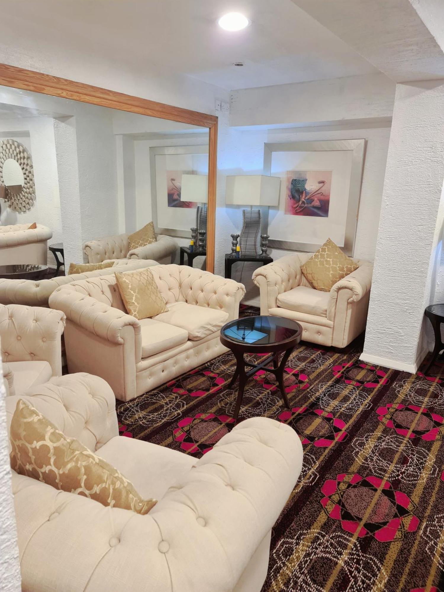 Barons Court Hotel Walsall Luaran gambar